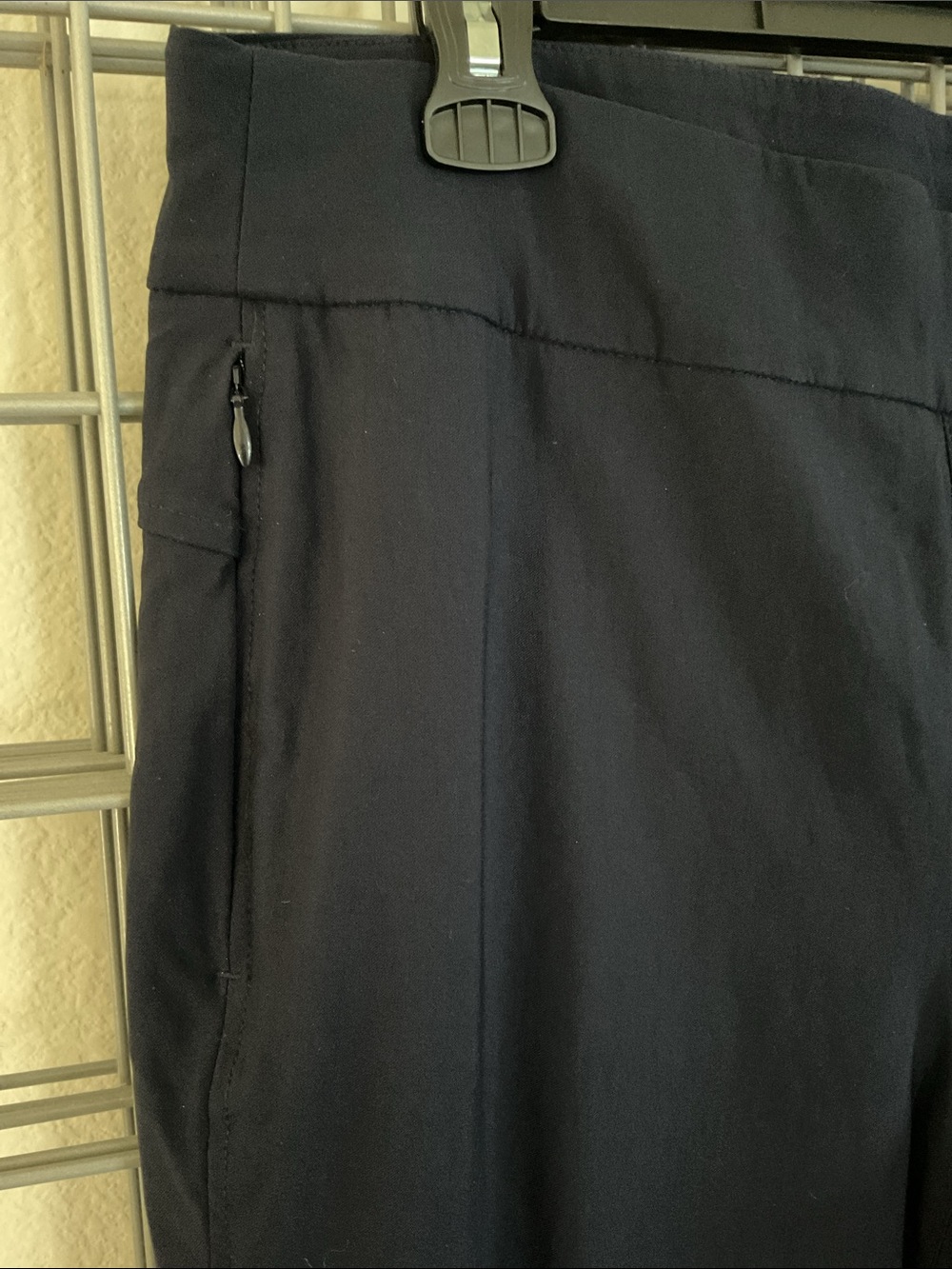 Chico's Navy Blue Straight-Leg Chinos EUC Size 2 - Picture 5 of 5